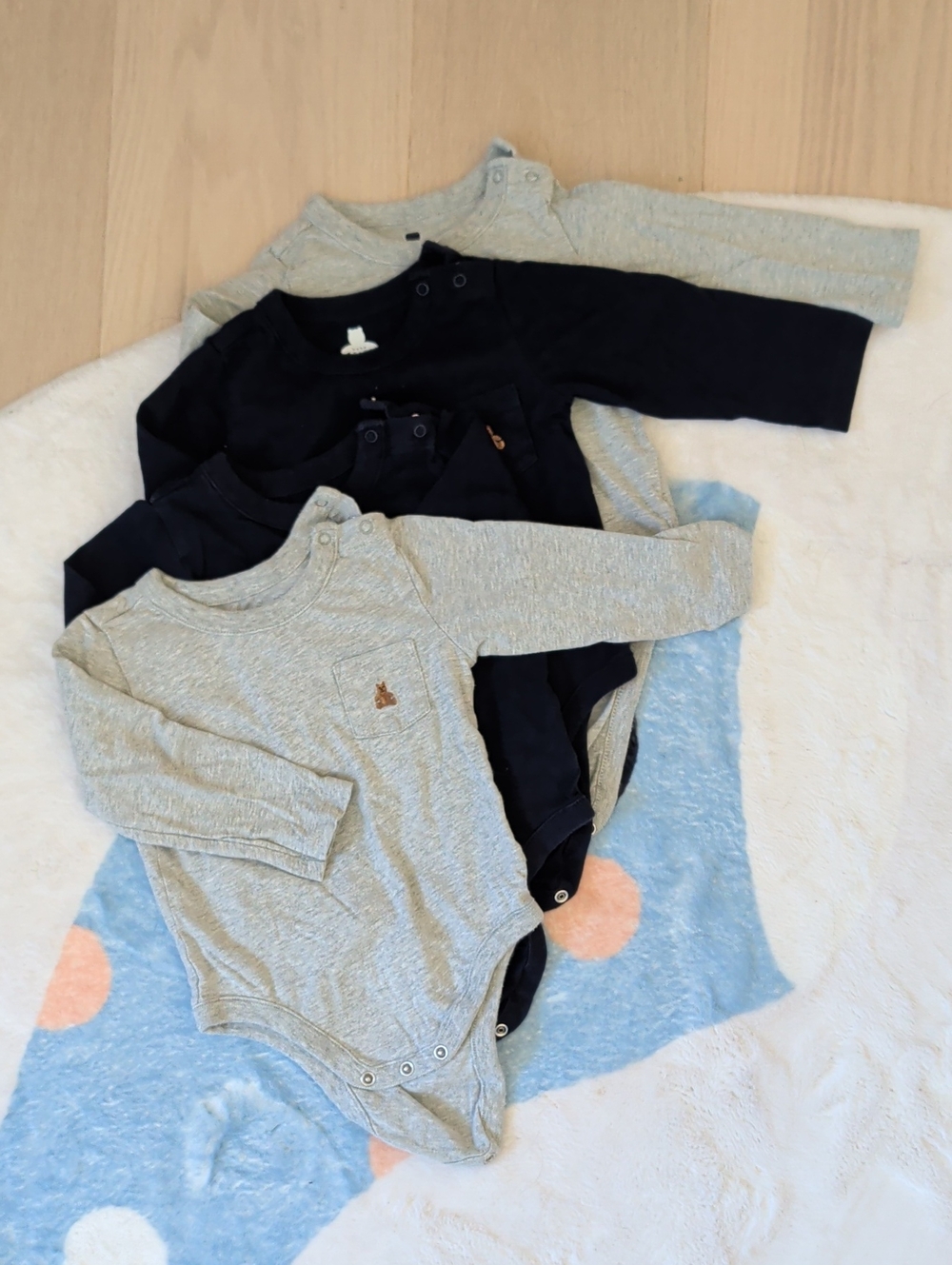 Baby Gap Long-Sleeve Baby One-Piece - 4x Grey, Navy And Black